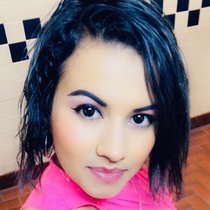 Meet your Posher, Marlen